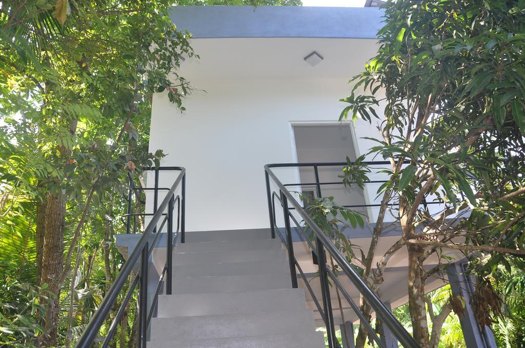 Bed and Breakfast The Fence Bentota Exterior foto