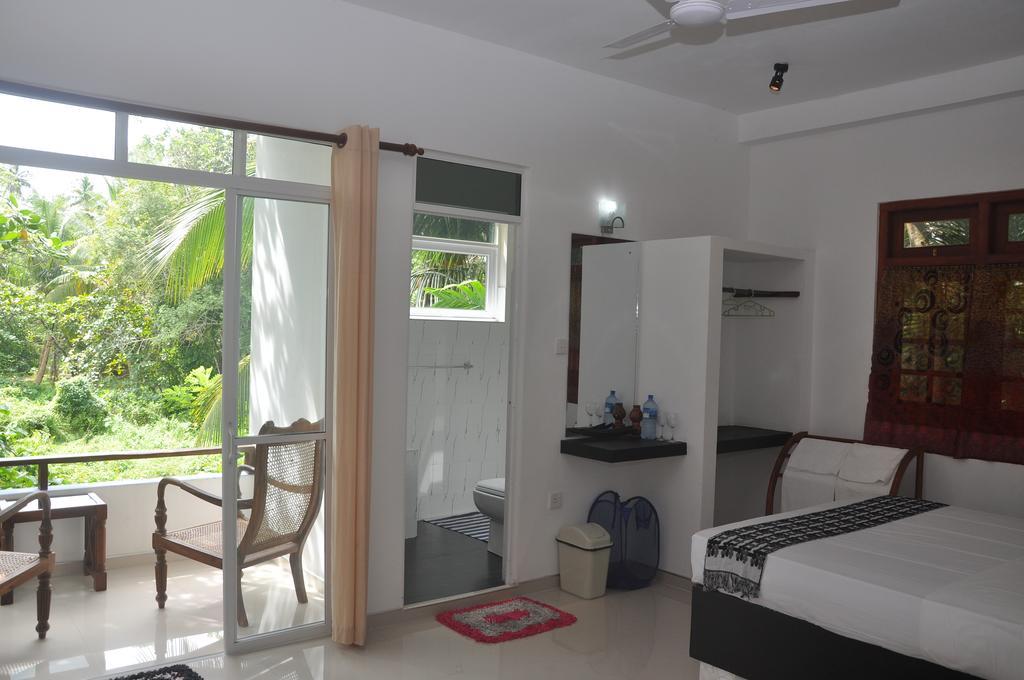 Bed and Breakfast The Fence Bentota Exterior foto