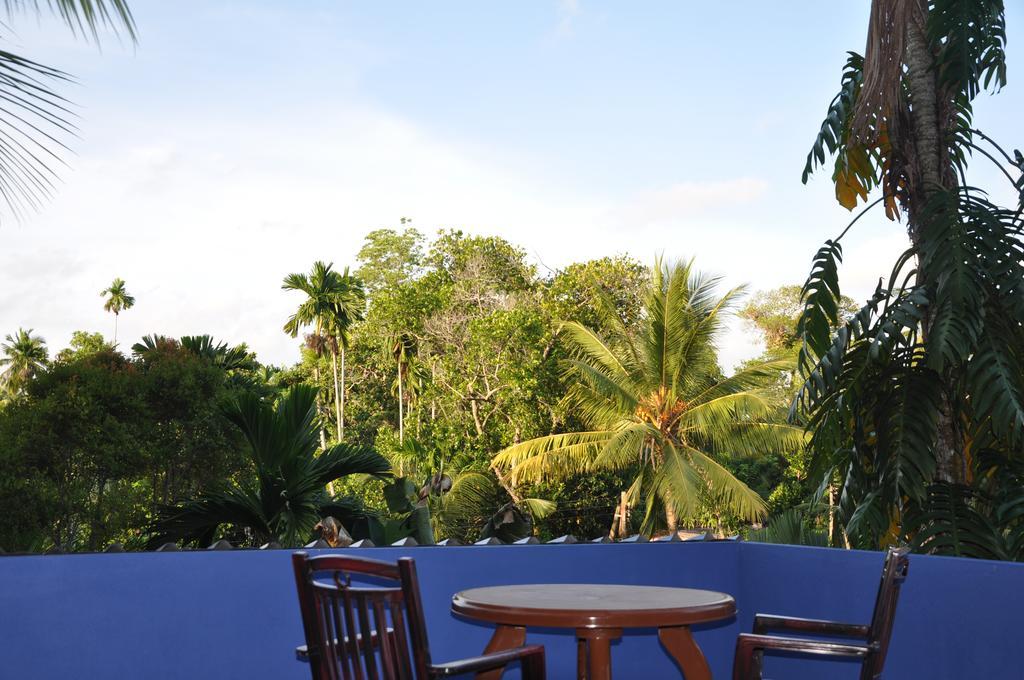 Bed and Breakfast The Fence Bentota Exterior foto