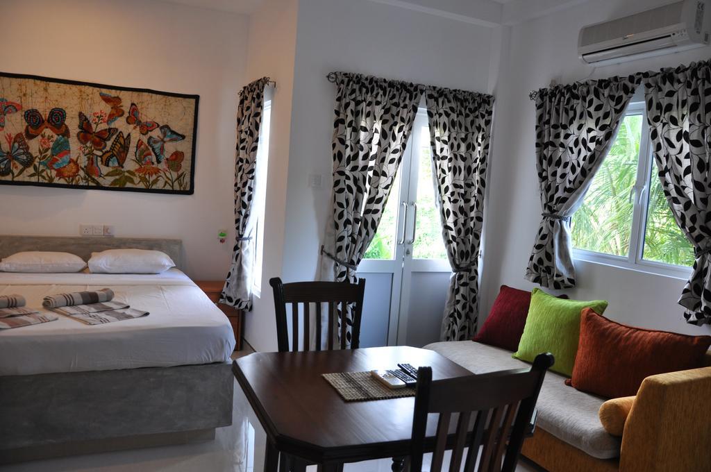 Bed and Breakfast The Fence Bentota Exterior foto